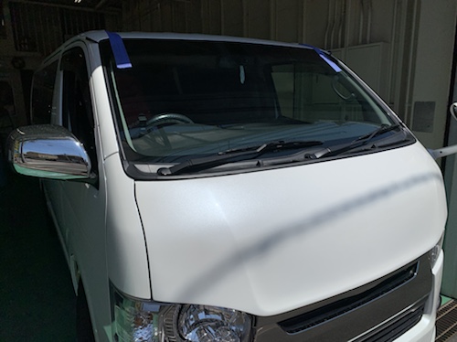 トヨタ ハイエース 断熱ガラス クールベール使用 自動車 フロントガラス 交換 修理 1115 芹沢自動車ガラス トヨタ ハイエース 断熱ガラス クールベール使用 自動車 フロントガラス 交換 修理 1115 芹沢自動車ガラス